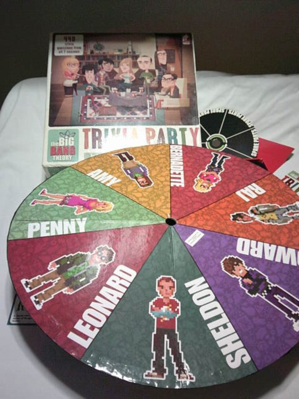 COMPLETE THE BIG BANG THEORY TRIVIA PARTY GAME BY CARDINAL AGES 12+ UNISEX 🎁